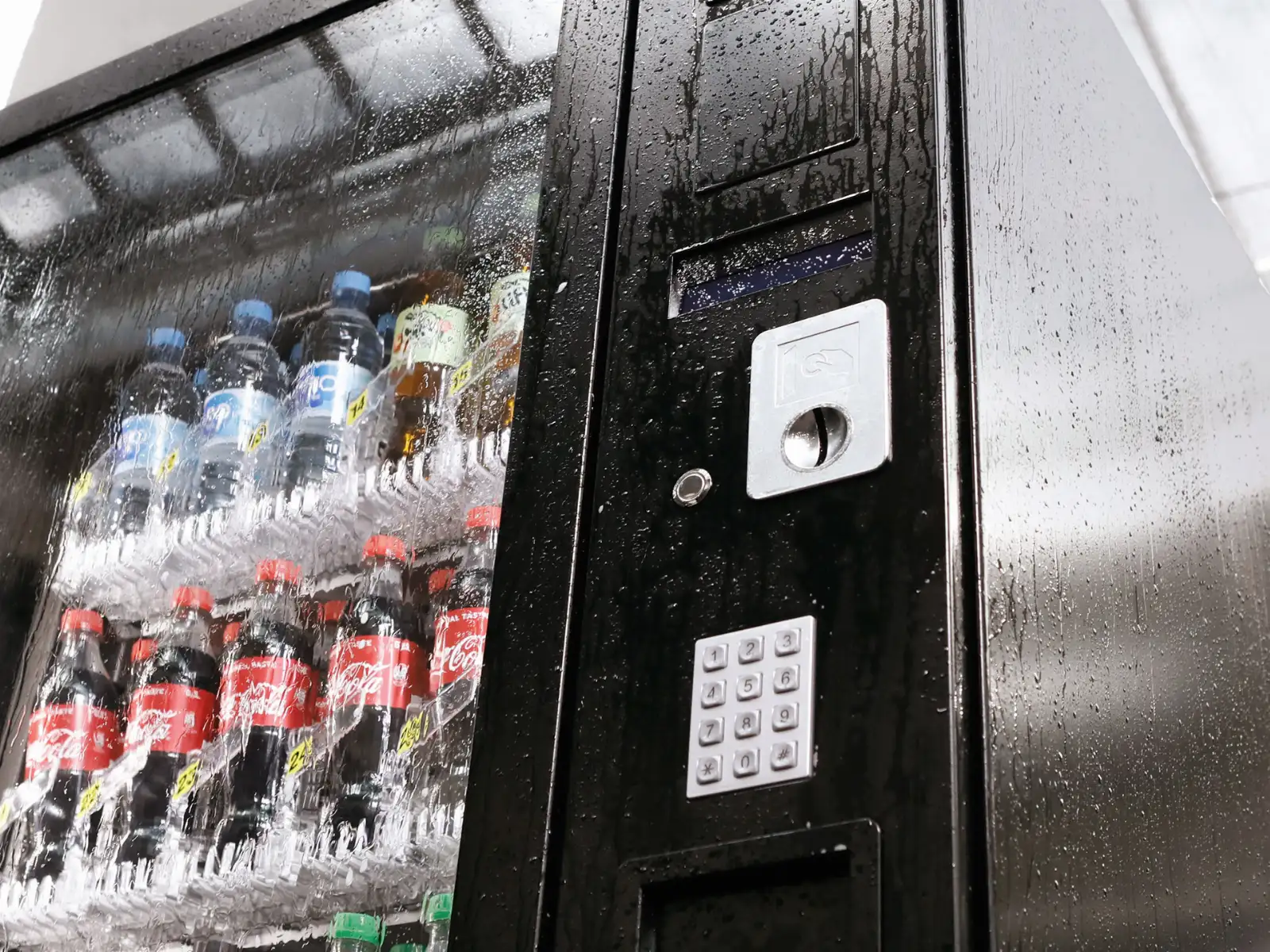SP60 Snackautomat Outdoor SP60 Snackautomat Outdoor